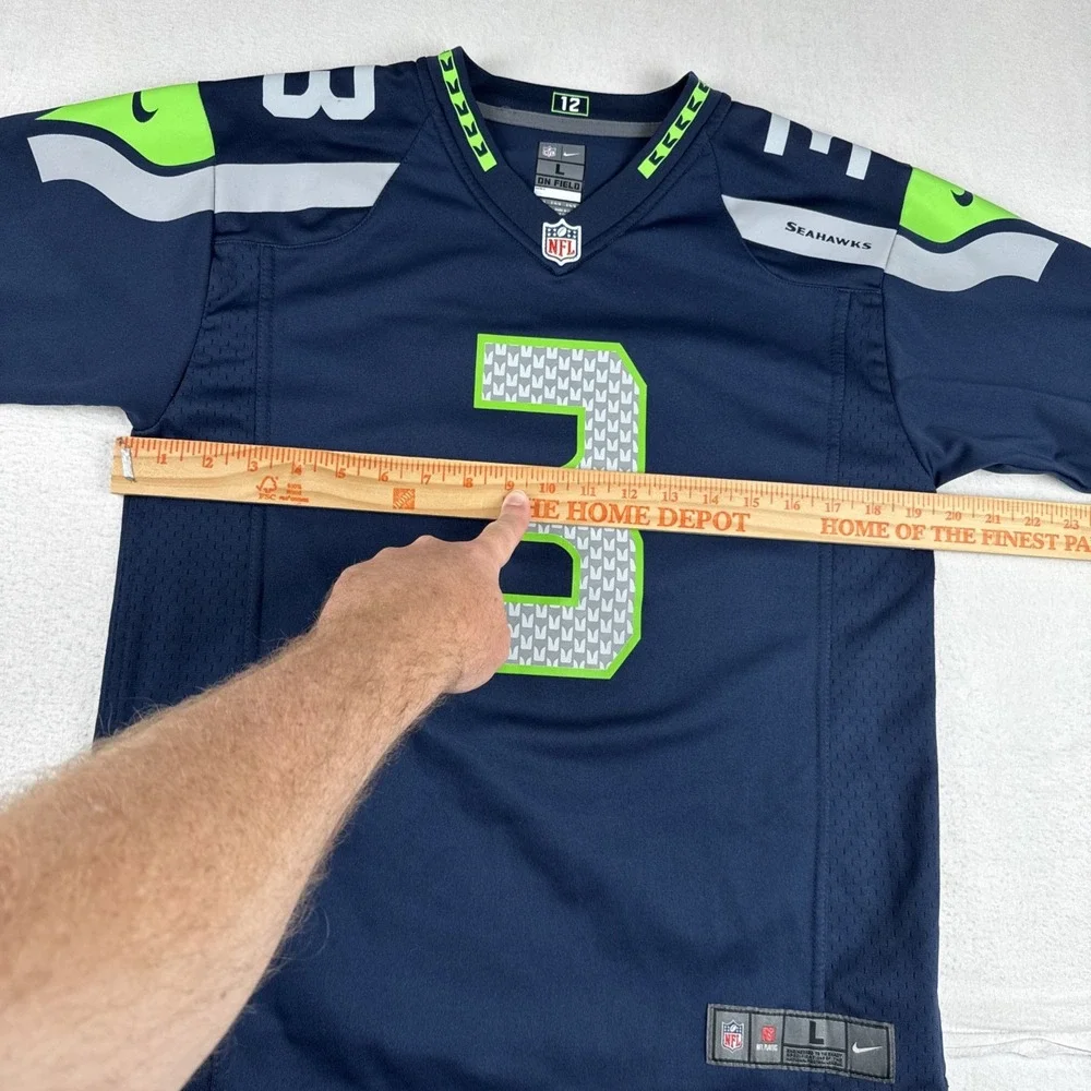 Russell Wilson Seattle Seahawks Boys Large NFL Jersey 14-16 years old Tailgate